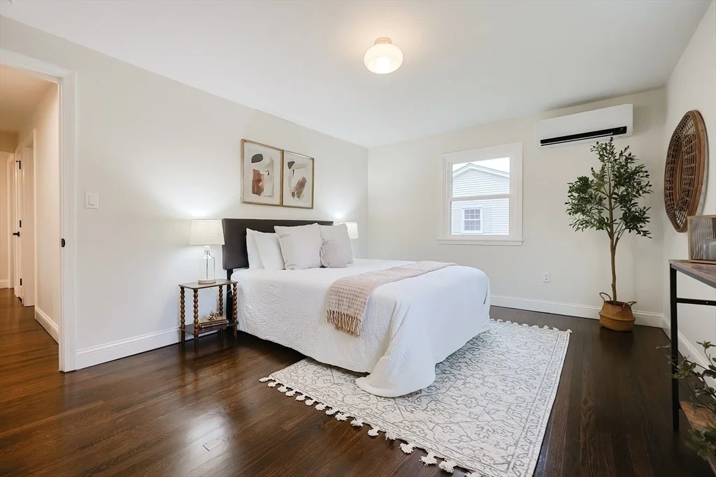 Photo of 8 Ridge Dr