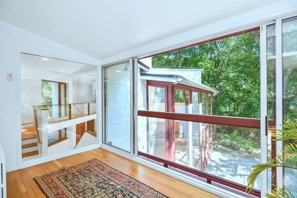 Photo of 115 Juniper Rd
