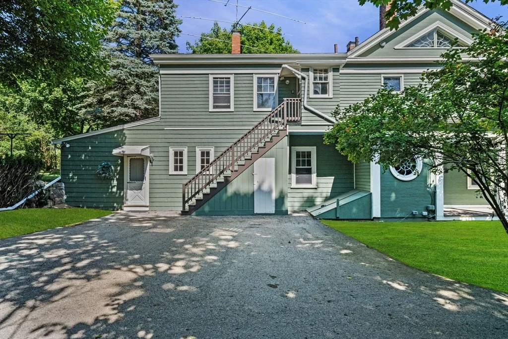 Photo of 112 Eastern Ave