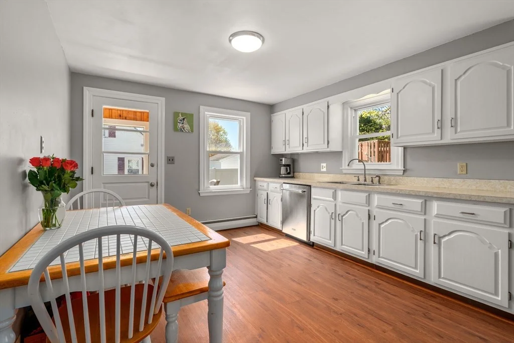 Photo of 14 Davis Rd