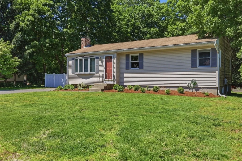 Photo of 14 Hemlock Drive