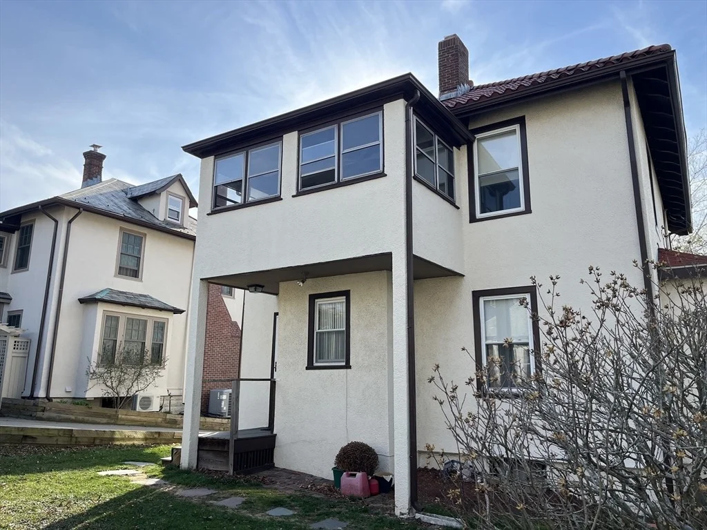 Photo of 20 Hall Avenue