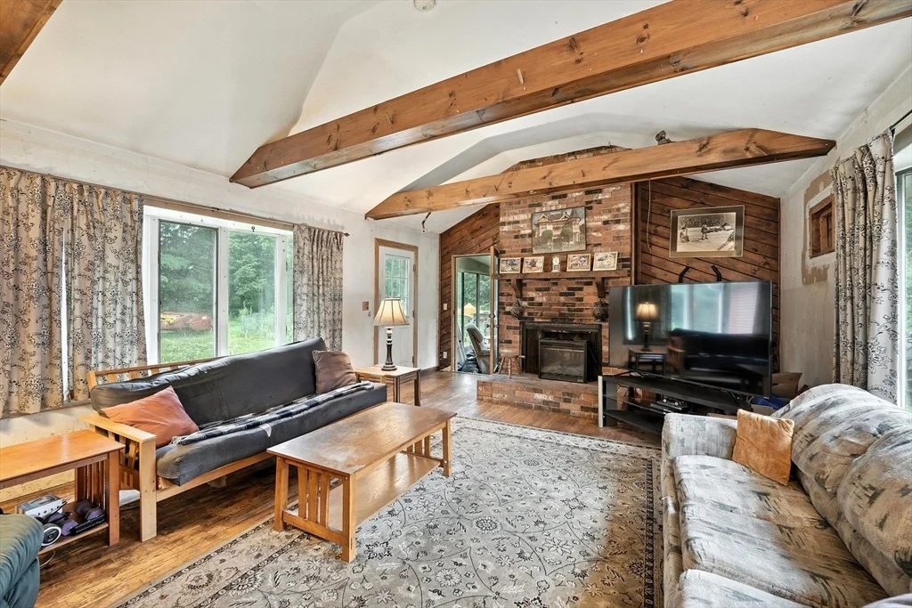 Photo of 43 Colony Dr