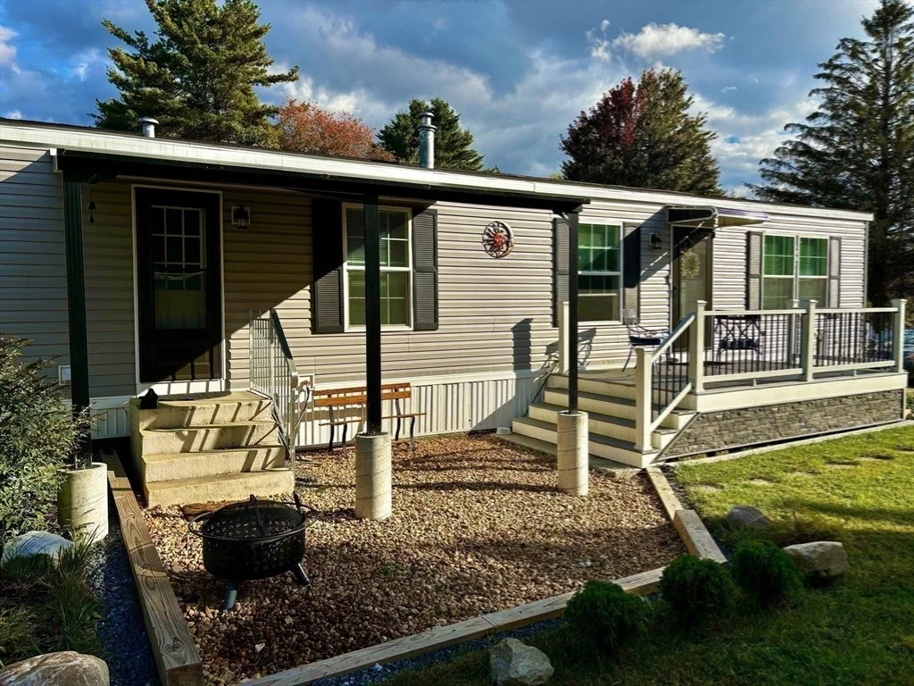 Photo of 6 Seneca Drive