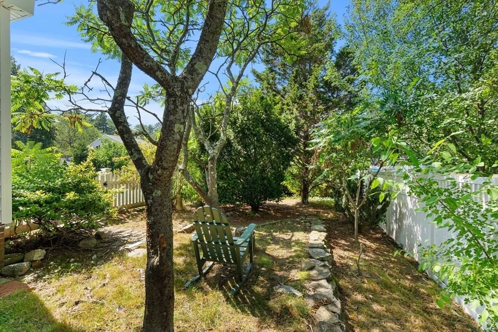 Photo of 12 Casco Rd