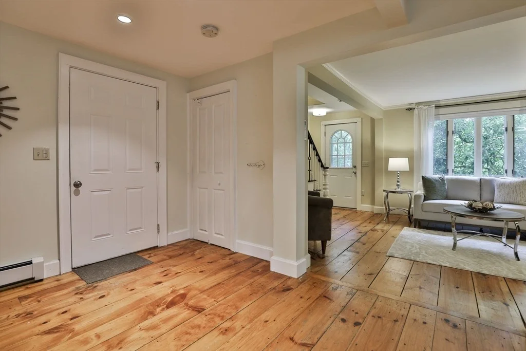 Photo of 5 Kent Way