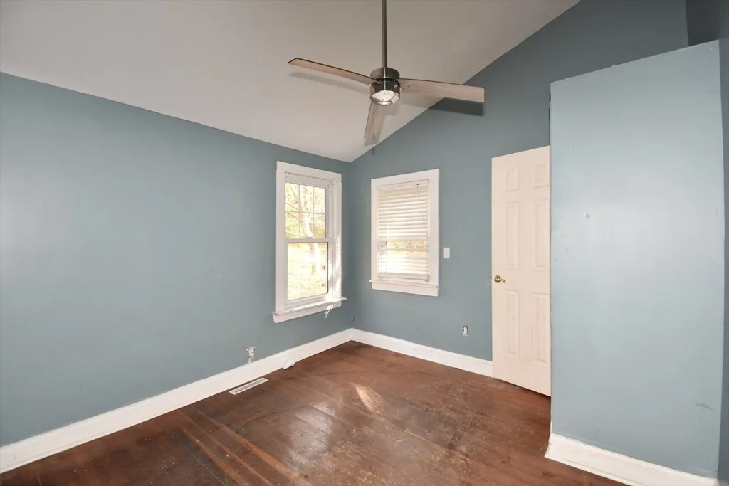Photo of 319 Main St