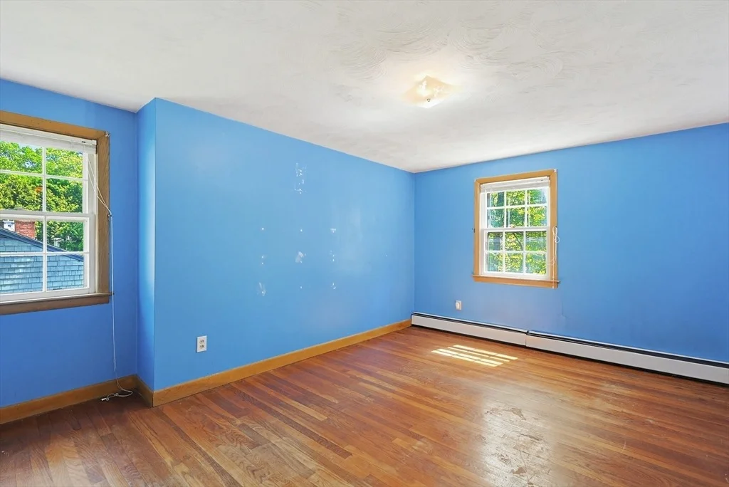 Photo of 5 Robin Hood Dr.