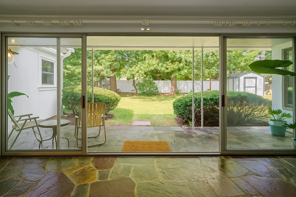 Photo of 11 Highland Cir