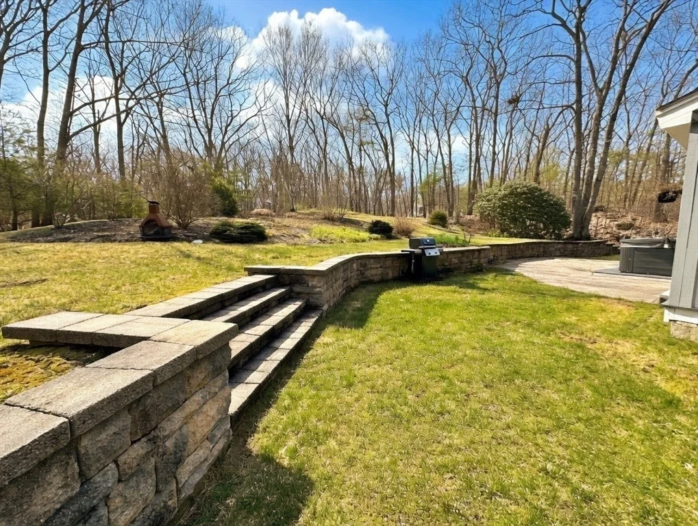 Photo of 31 Hillside Rd