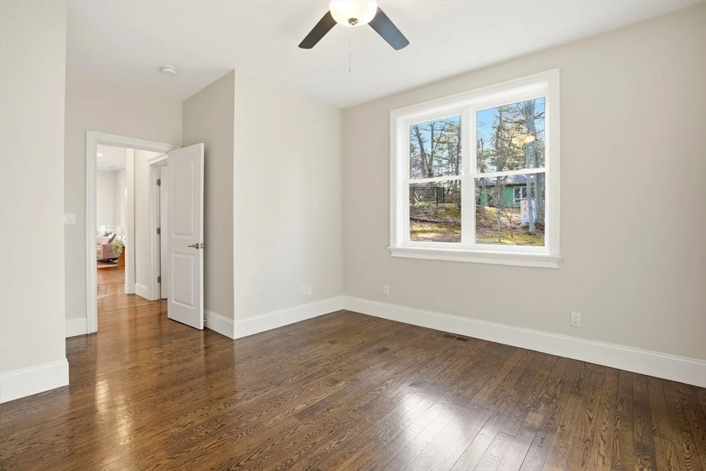 Photo of 9 Holton Road