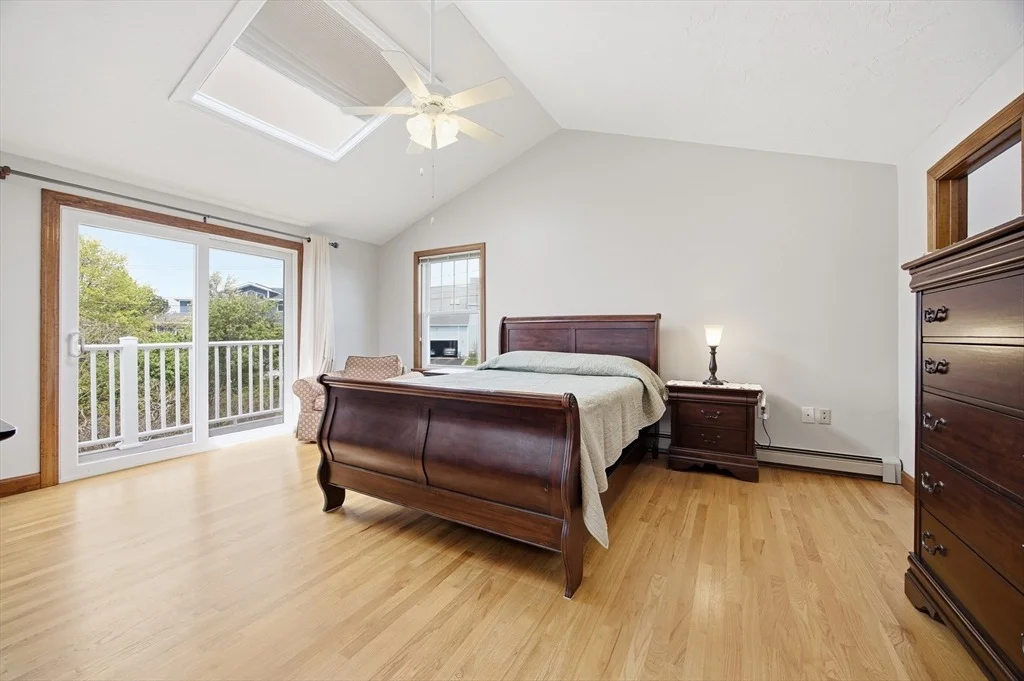 Photo of 50 Harborview Rd