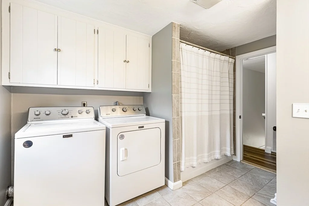 Photo of 528 Brown Ave