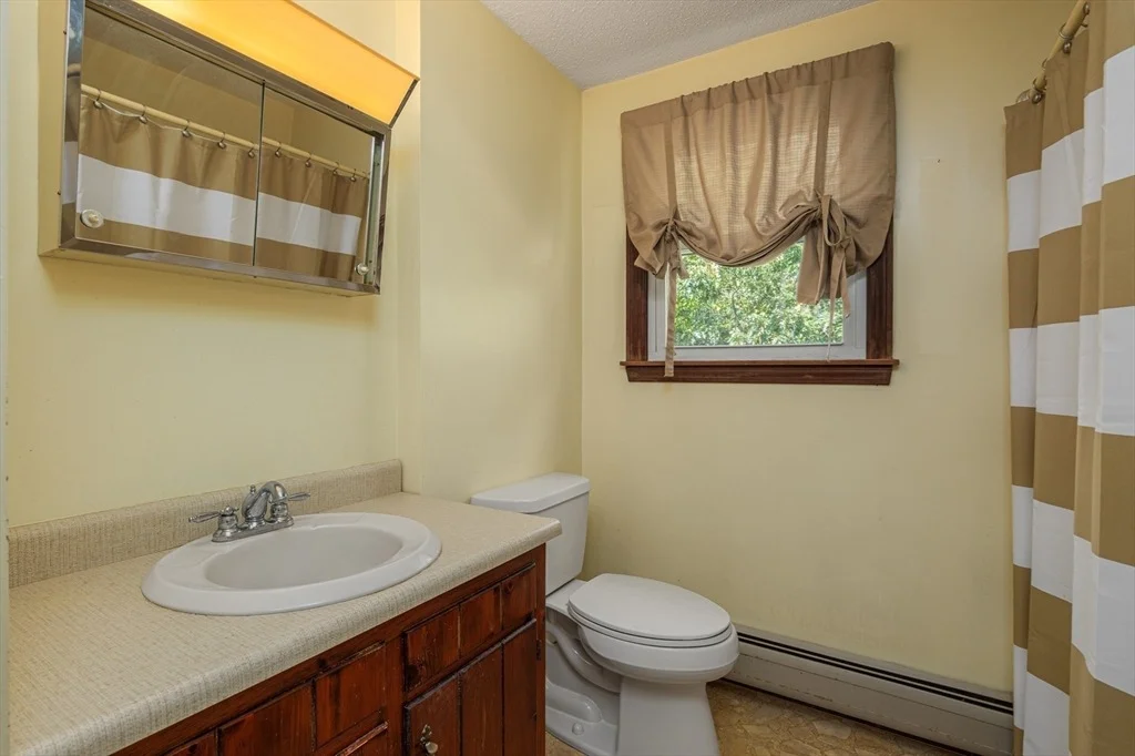 Photo of 131 Bridle Path Ln