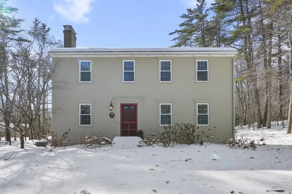 Photo of 3 Mount Jefferson Rd