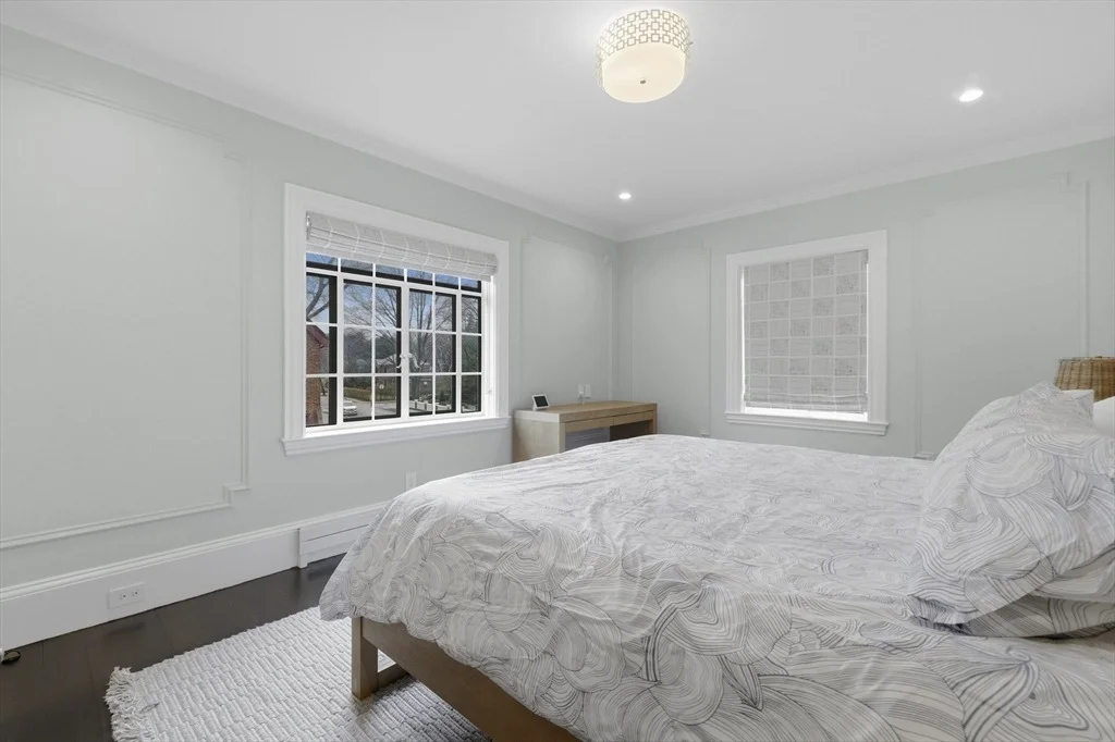 Photo of 98 Carlton St