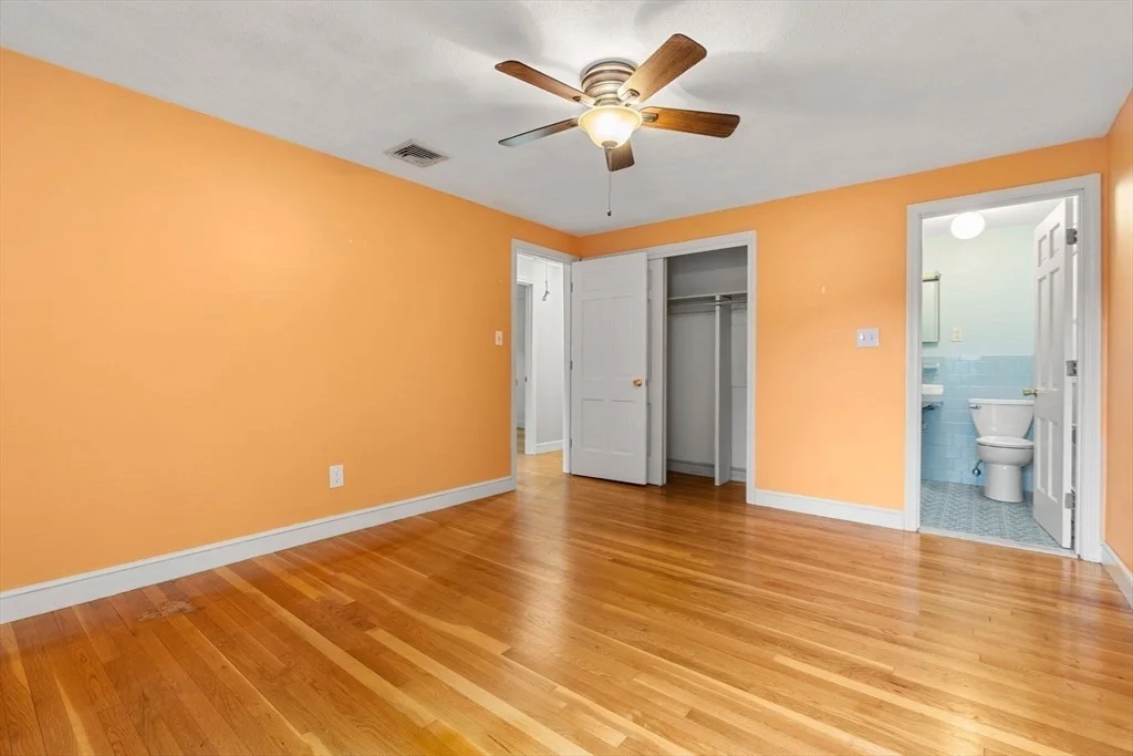 Photo of 15 Stanford Dr