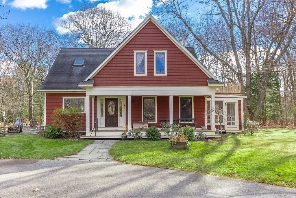 Photo of 169 Maple St