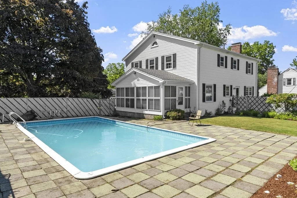 Photo of 33 Kane Dr