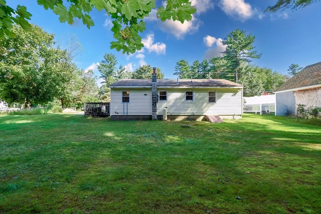 Photo of 9 White Pine Ave