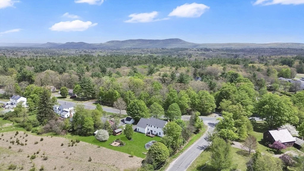 Photo of 45 Pomeroy Meadow Rd