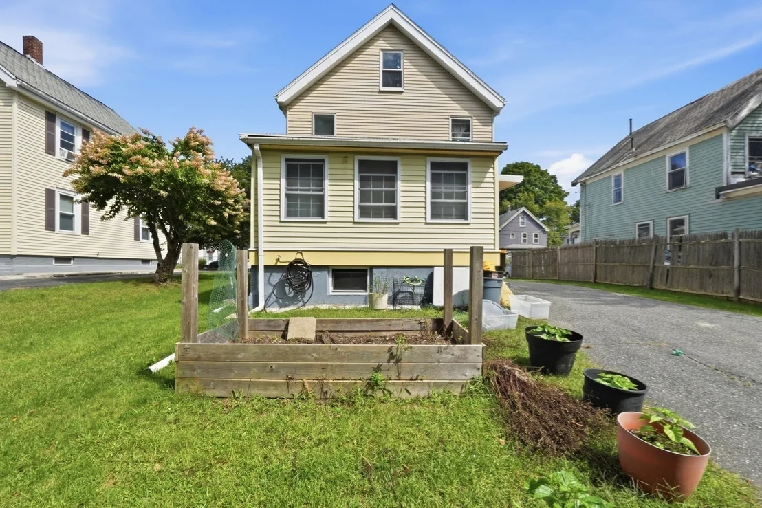 Photo of 95 Cedar St