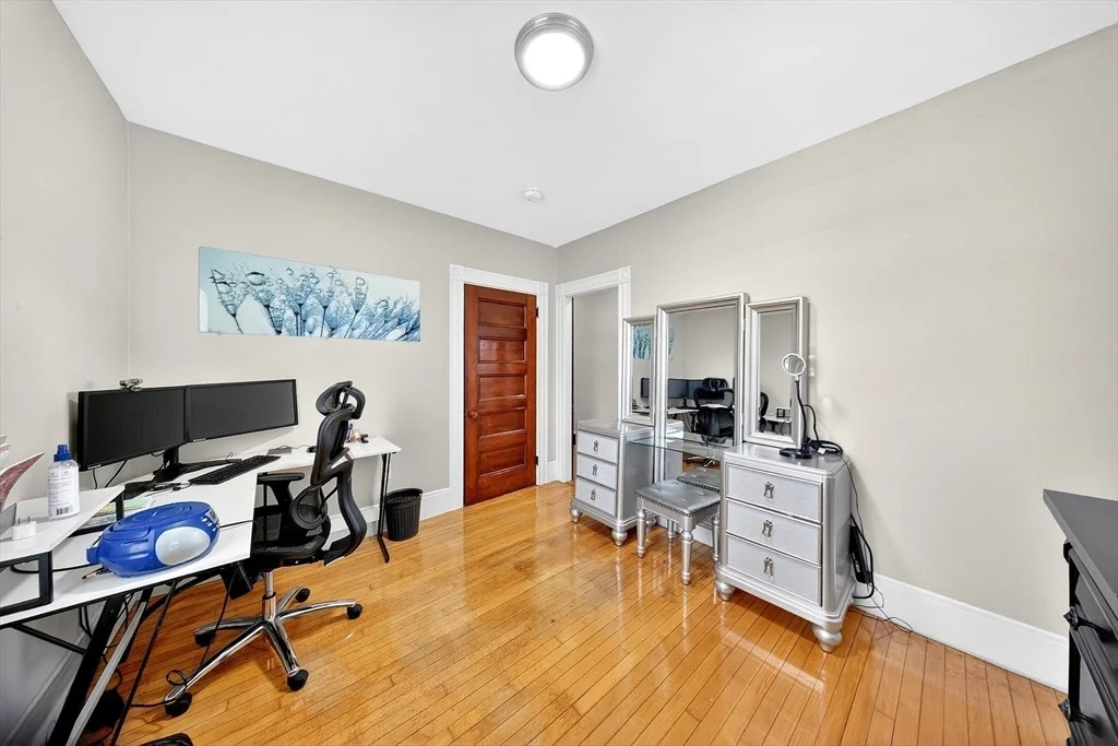 Photo of 710 High St
