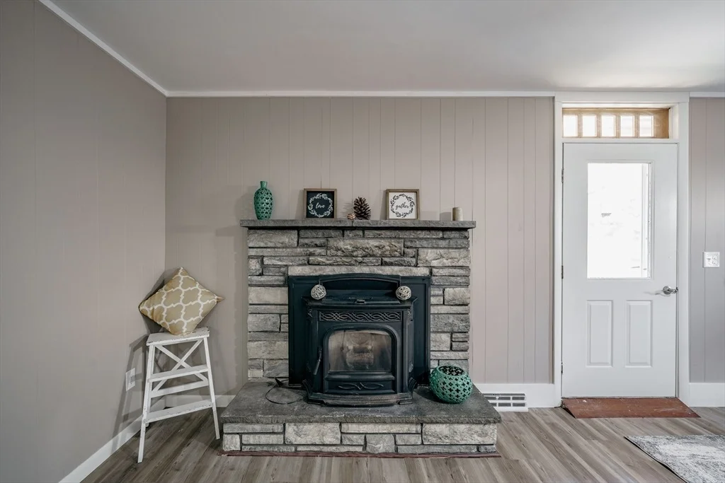 Photo of 172 Bumstead Rd