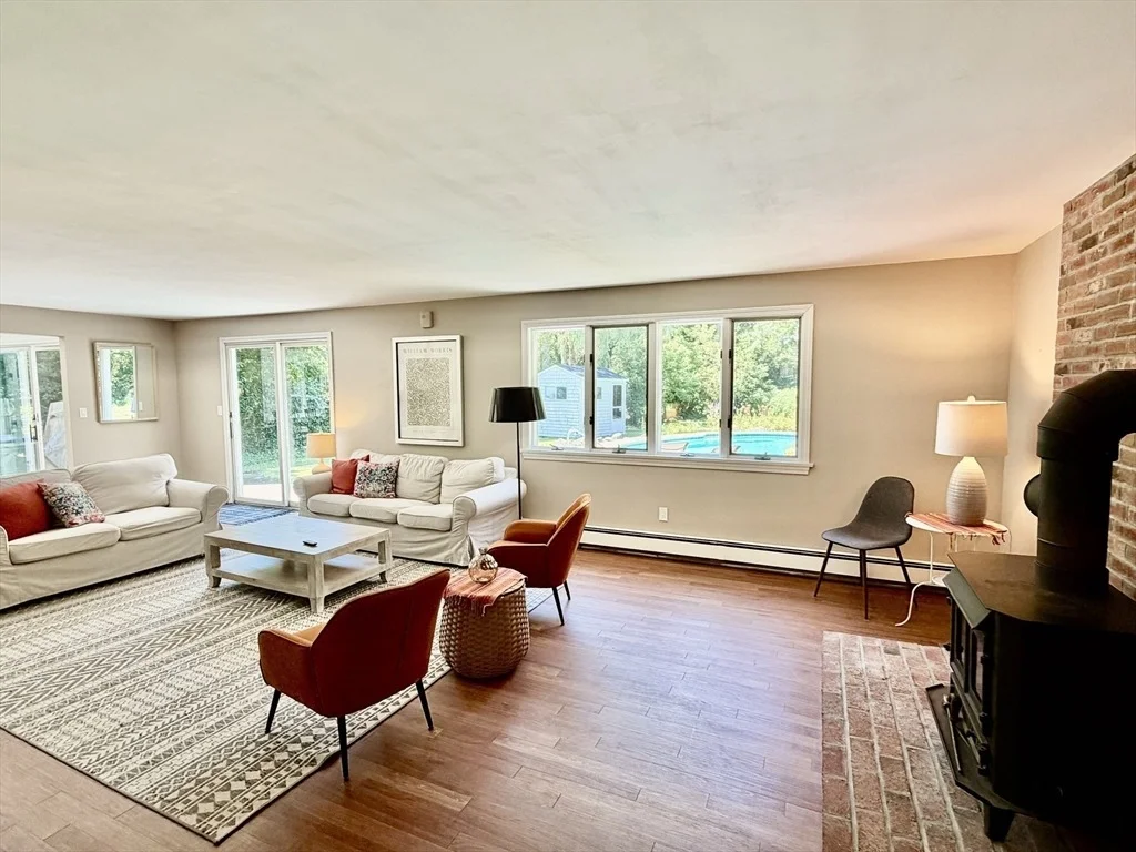 Photo of 8 Marbee Rd