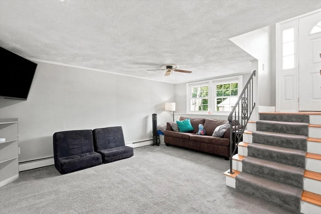 Photo of 52 Oak Ridge Circle