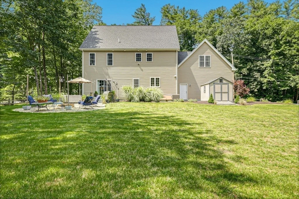 Photo of 424 Langen Rd