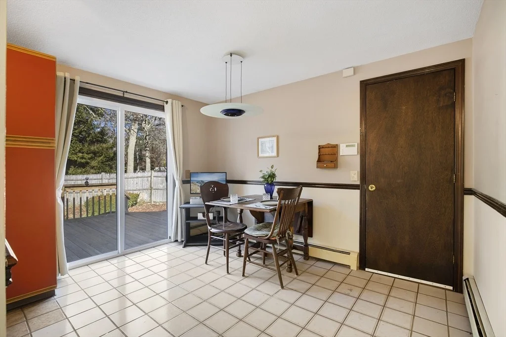 Photo of 386 Bishops Ter
