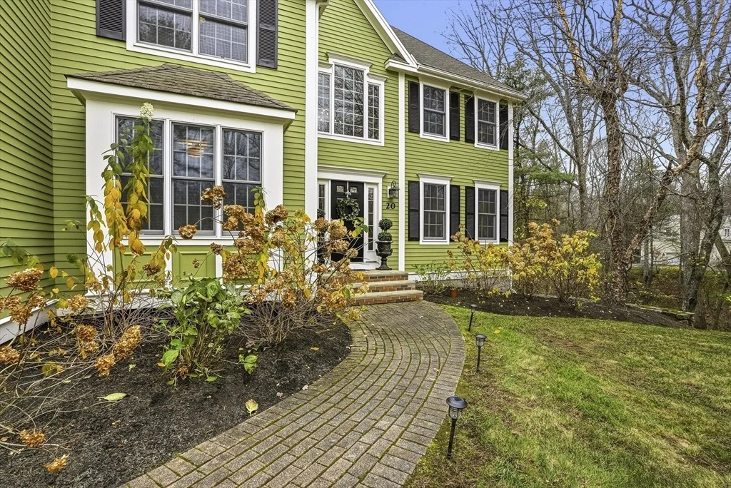 Photo of 20 Thayer Rd