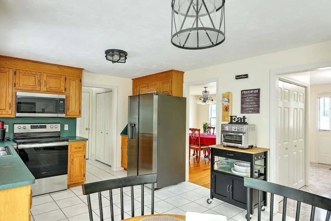 Photo of 30 Pine Warbler Way