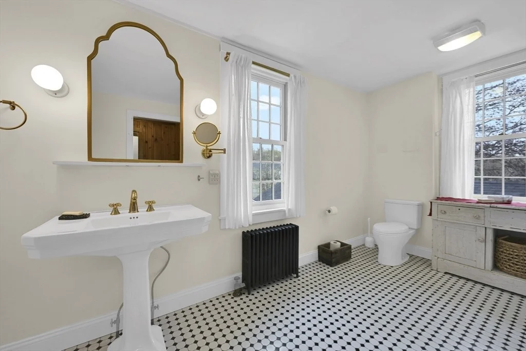 Photo of 82 Petersham Rd