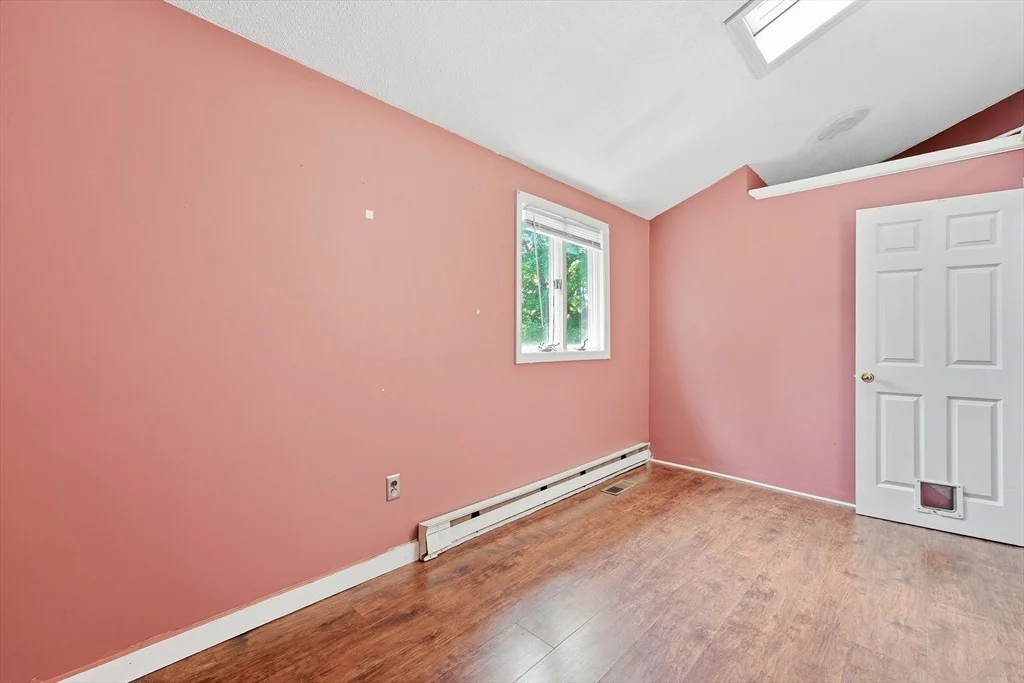 Photo of 128 Newfield Rd
