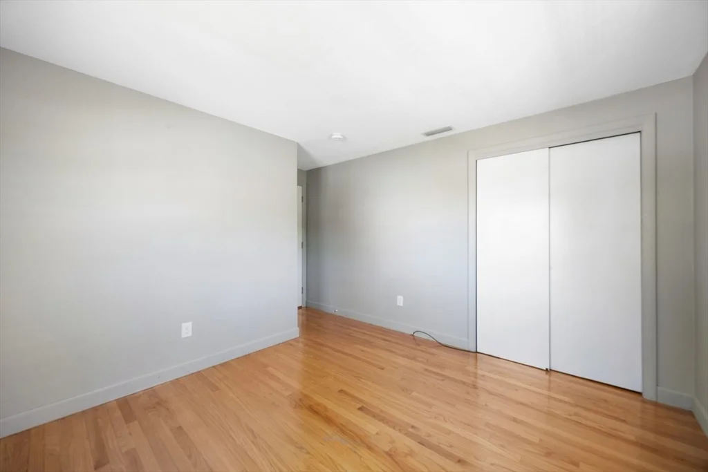 Photo of 44 White St