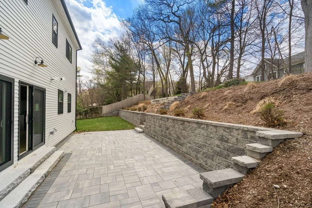 Photo of 100 Woodbine Circle