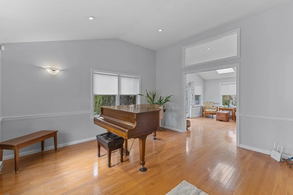 Photo of 6 Crane Cir