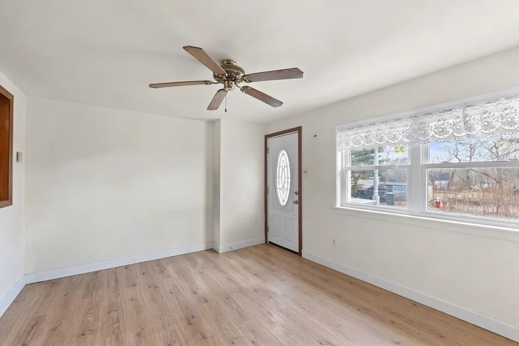 Photo of 25 Fairview Ave