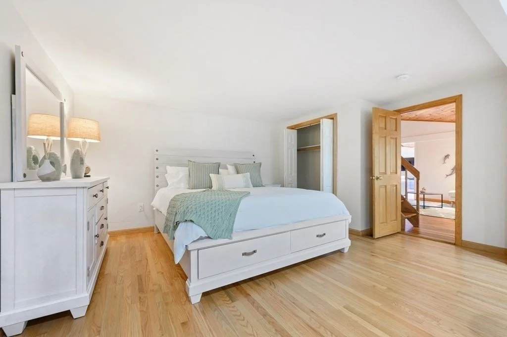 Photo of 11 Halyard Cir