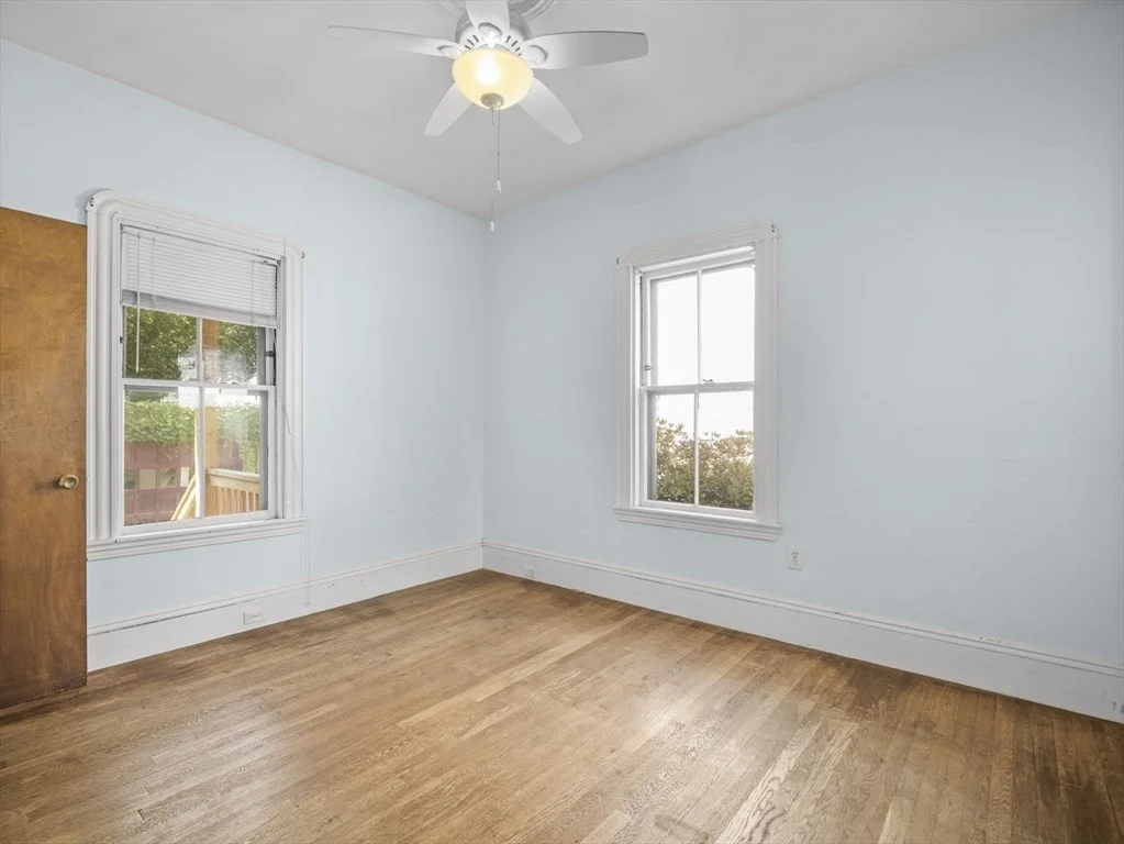 Photo of 27 Alpine St