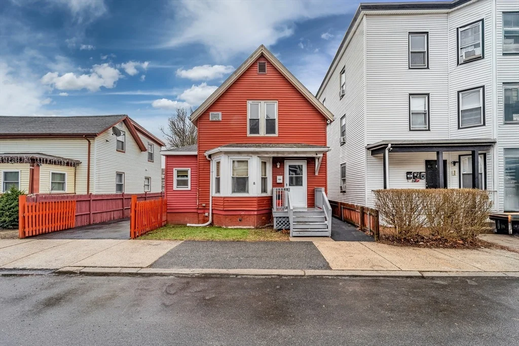 Photo of 50 Walnut St