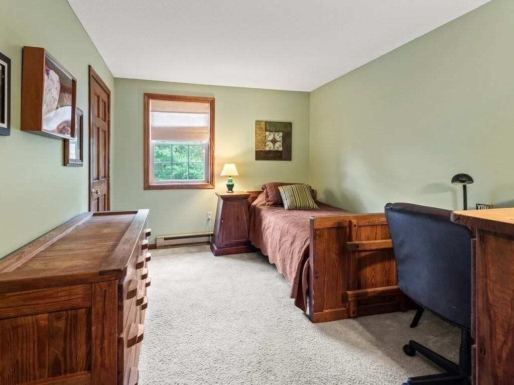 Photo of 3 Oakwood Dr