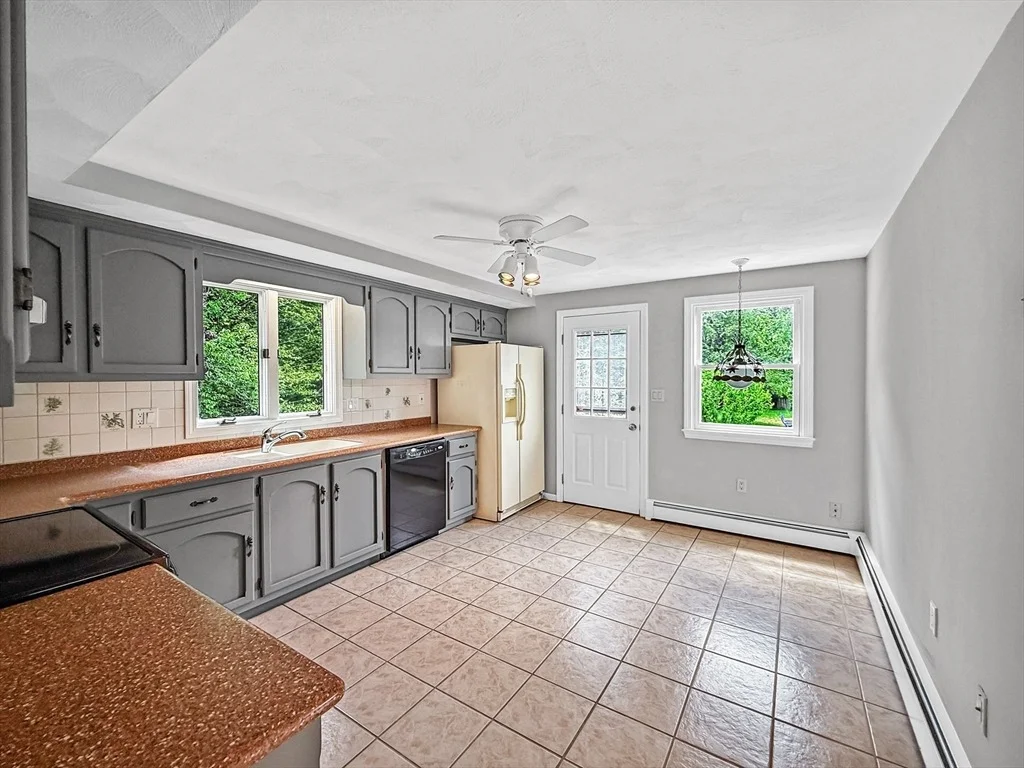 Photo of 21 Burnside Ln