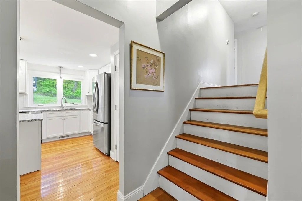 Photo of 1185 Bay Road