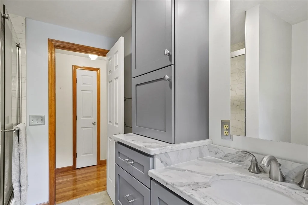 Photo of 14 Longview Avenue