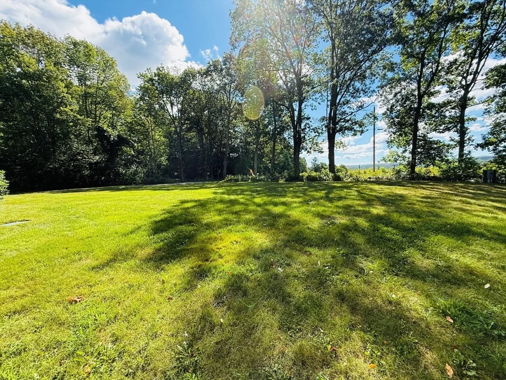 Photo of 330 Root Rd