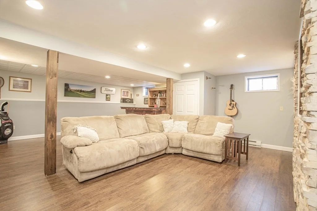 Photo of 7 Appleton Way