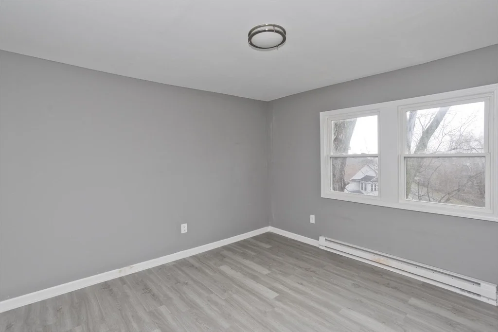Photo of 44 Eagle St